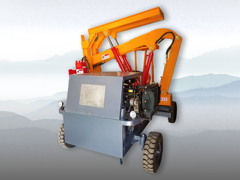 自製底盤小型護欄打樁機