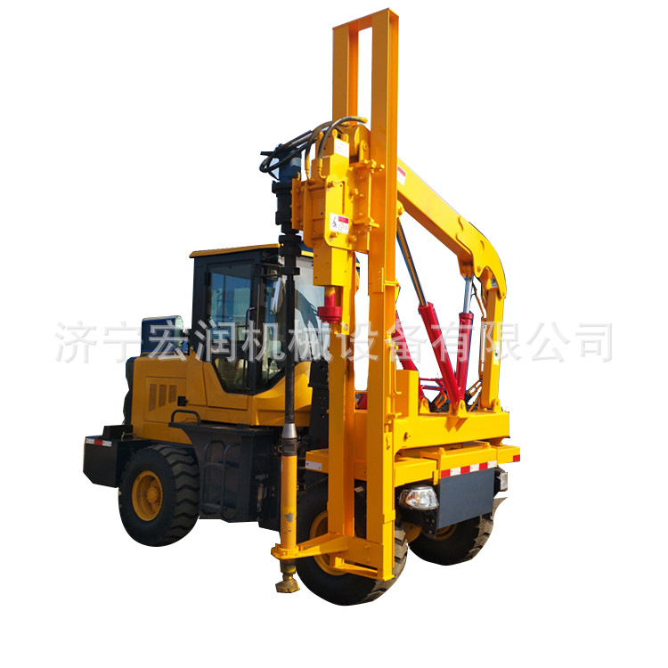 濟寧宏（hóng）潤（rùn）高速護欄打（dǎ）樁機注意事項？