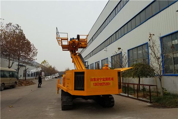 履帶式錨固鑽機