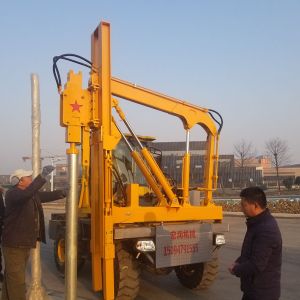 濟（jì）寧91网站機械公路波形護欄打樁機