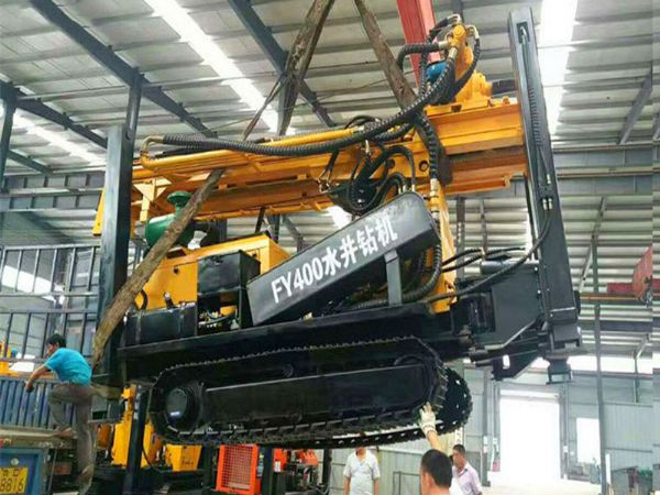 FY400履帶式水井(jǐng)鑽車