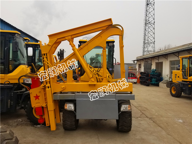 小型護（hù）欄打樁機