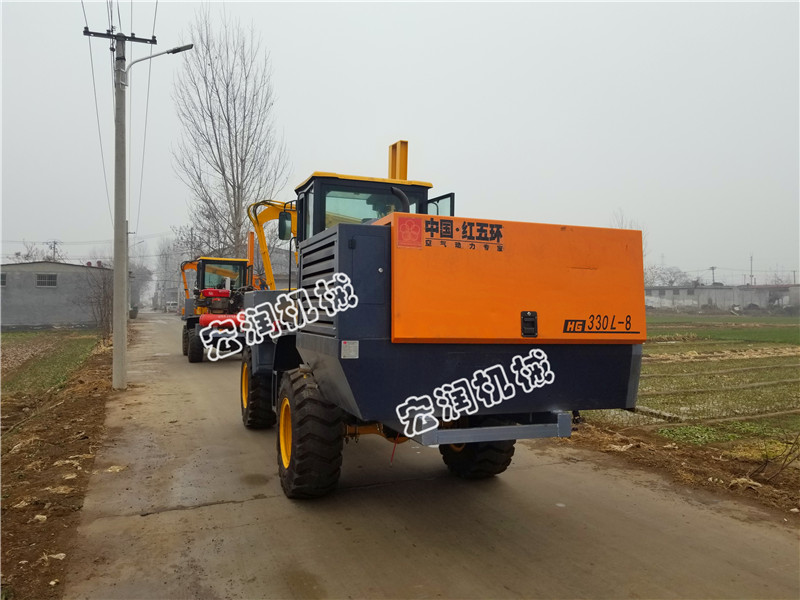 濟寧（níng）91网站（rùn）機械護欄鑽孔機發（fā）往貴州貴陽