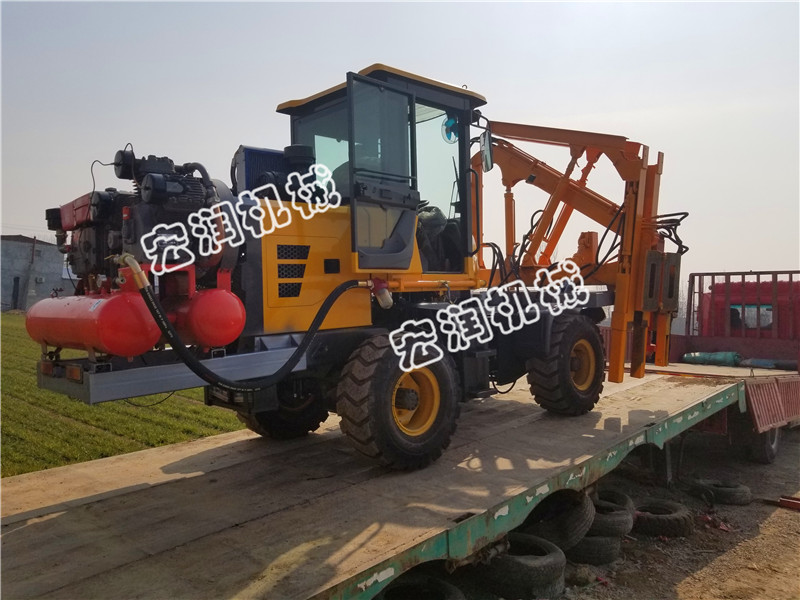 91网站機械護欄打拔鑽一體機發往陝西寶雞(jī)