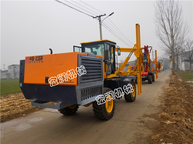 宏（hóng）潤護欄（lán）打（dǎ）樁機一大一小發往陝西西安