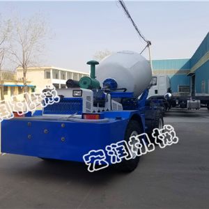 1.6方（fāng）自上料混泥土攪拌車