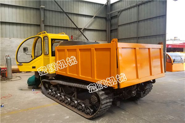 3噸橡膠履帶運輸（shū）車