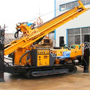 300米氣動履（lǚ）帶式鑽機