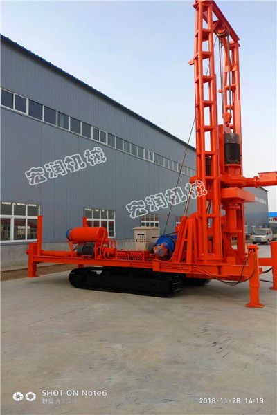 履（lǚ）帶（dài）式6寸正反循環鑽機