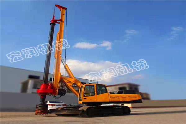 機鎖杆旋挖鑽機