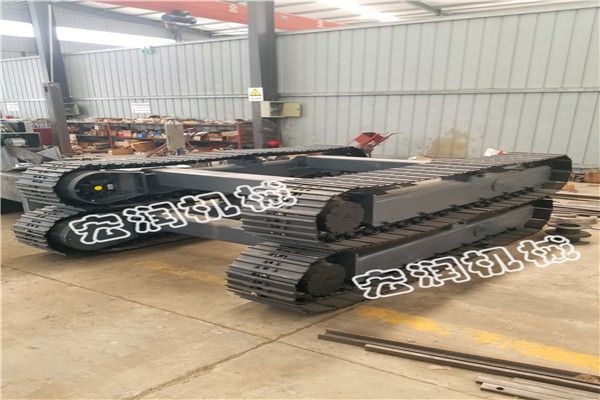 鋼製履帶底盤