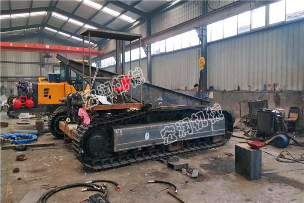 3-40噸鋼製履（lǚ）帶底盤加工（gōng）訂（dìng）做