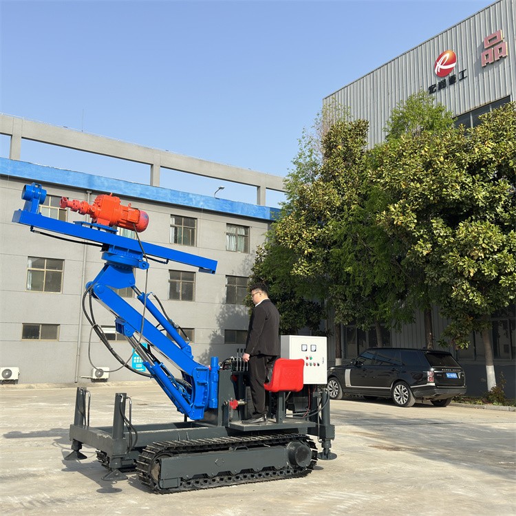 小型隧道鑽機