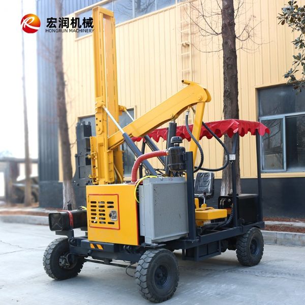 履帶護欄打樁（zhuāng）機