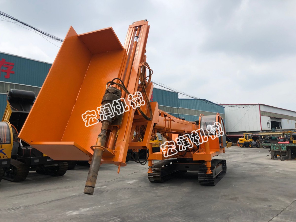 宏(hóng)潤機械研發一台新型履帶式深基坑錨固鑽機