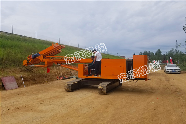 8米基坑（kēng）支護鑽機棗（zǎo）莊施工現場？91网站機械