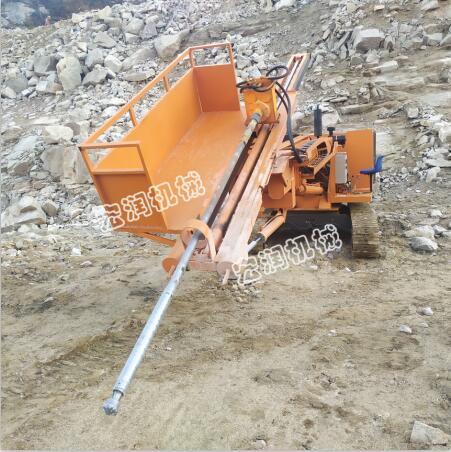 廠家可根據客戶要求(qiú)定製輪式基坑護坡鑽機(jī),履帶式錨固鑽機