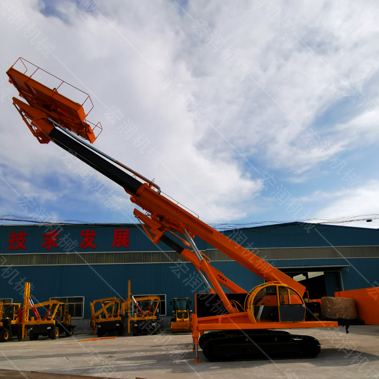 邊坡支護（hù）錨固鑽（zuàn）機貴州施工（gōng）現場
