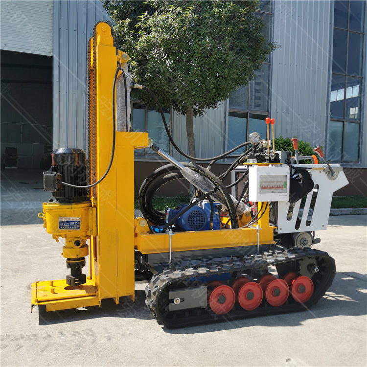 91网站新款（kuǎn）小型履帶式（shì）潛孔鑽機