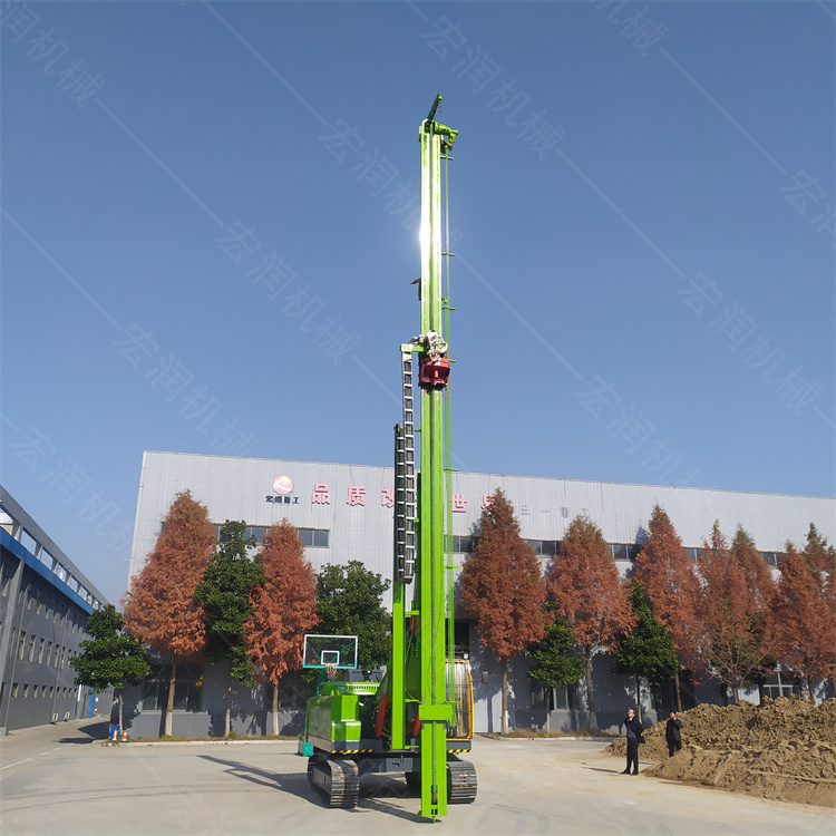 液壓（yā）長螺旋（xuán）鑽機的性（xìng）能特點